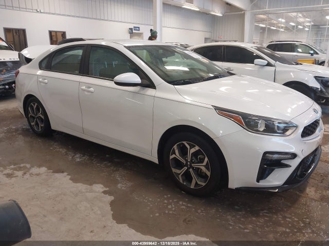 KIA FORTE LXS - 1