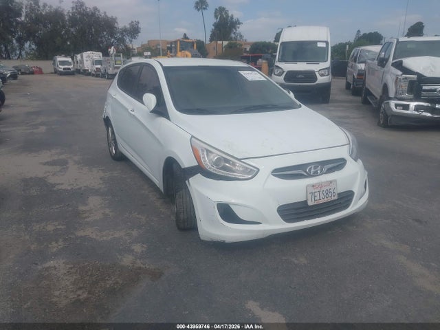 2014 HYUNDAI ACCENT SE