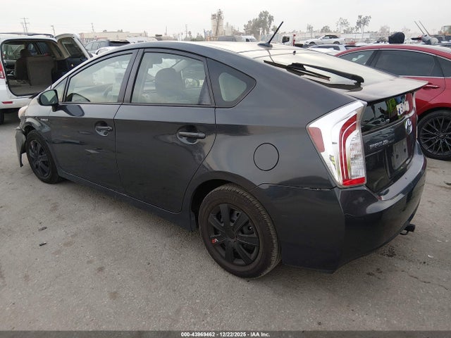 TOYOTA PRIUS - 3