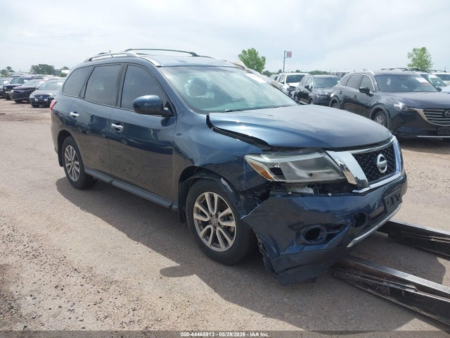 2015 NISSAN PATHFINDE SV