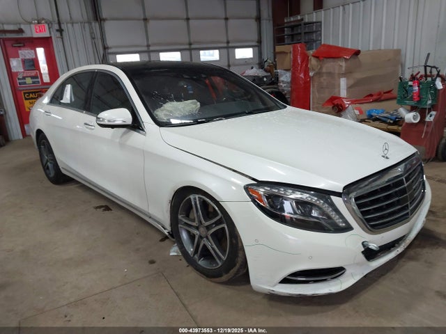 2016 Mercedes-Benz S-Class, VIN: WDDUG8FB7GA214952