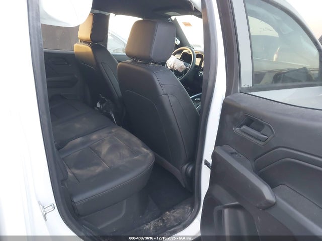 CHEVROLET COLORADO 4WD TRAIL BOSS - 8