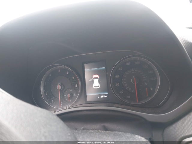 HYUNDAI VELOSTER TURBO - 7