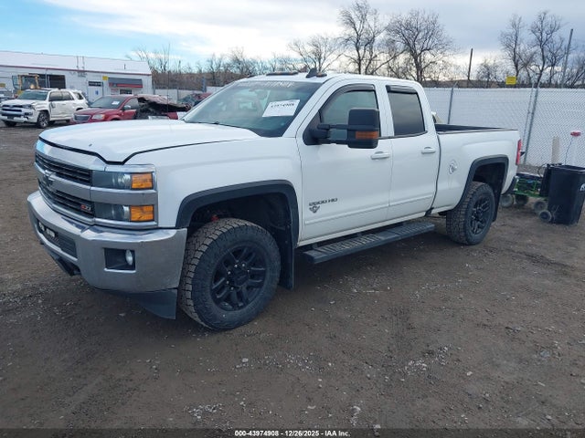 CHEVROLET SILVERADO 2500HD LT - 2