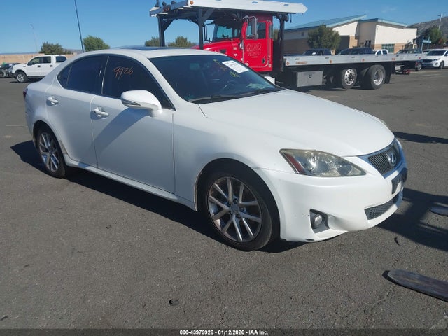 2013 LEXUS IS 