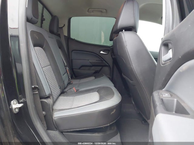 CHEVROLET COLORADO - 8