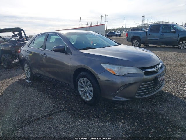 2017 TOYOTA CAMRY LE