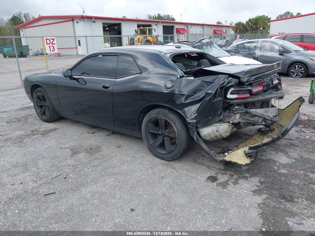 DODGE CHALLENGER SXT - 3