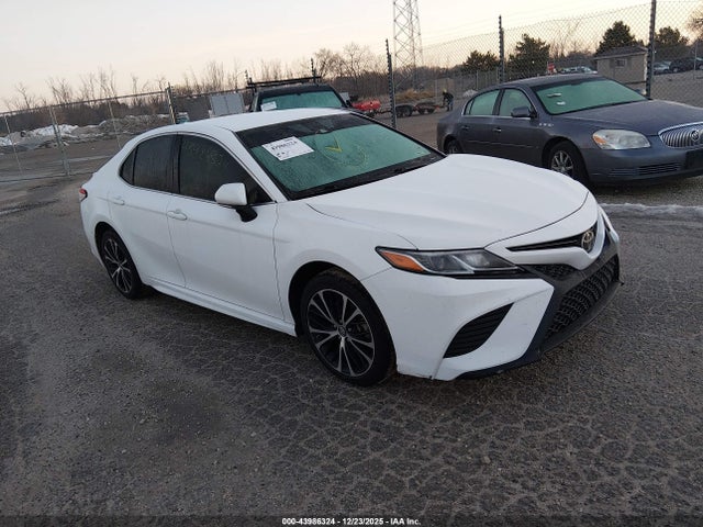2019 TOYOTA CAMRY SE