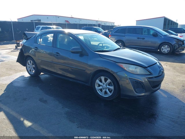 2011 MAZDA MAZDA3 I TOURING
