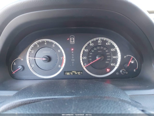 HONDA ACCORD 2.4 LX - 7