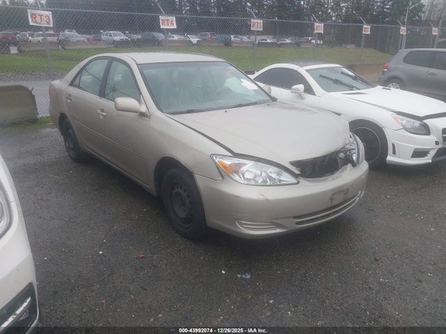 2004 TOYOTA CAMRY LE