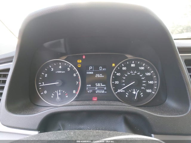 HYUNDAI ELANTRA SE - 7