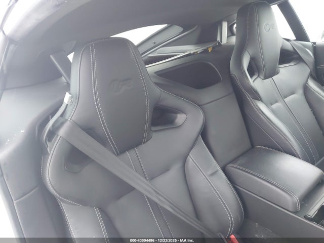 صورة 8 لـ 2016 Jaguar F-TYPE R
