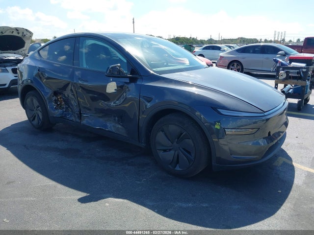 2026 TESLA MODEL Y 