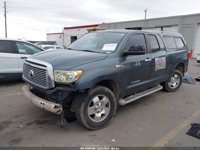 TOYOTA TUNDRA - 2