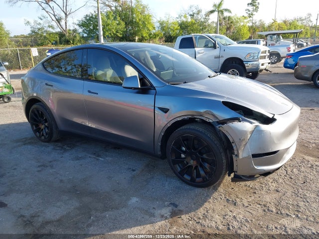 2025 TESLA MODEL Y LONG RANGE DUAL MOTOR ALL-WHEEL DRIVE