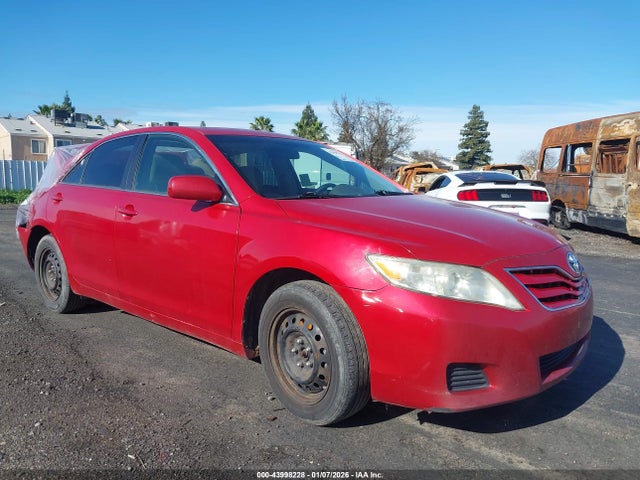 2010 TOYOTA CAMRY LE