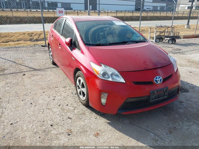 2015 TOYOTA PRIUS 