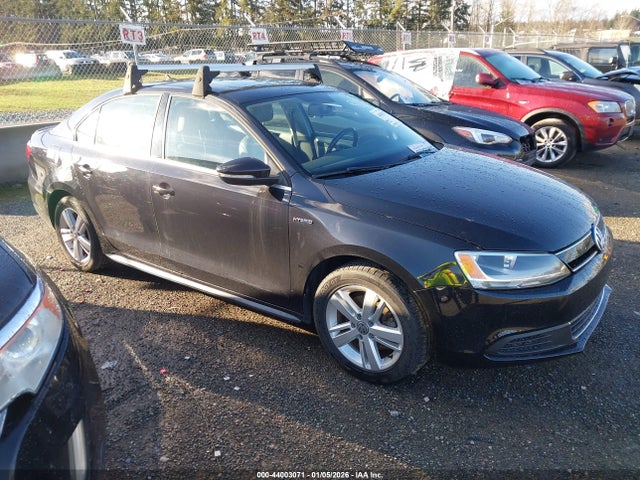 2013 VOLKSWAGEN JETTA SEL