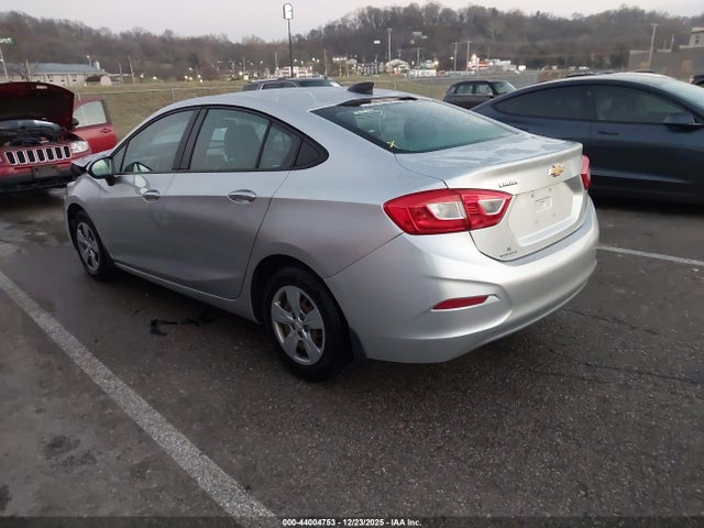 صورة 3 لـ 2017 Chevrolet CRUZE LS AUTO