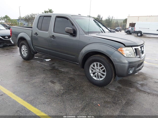 2016 NISSAN FRONTIER SV