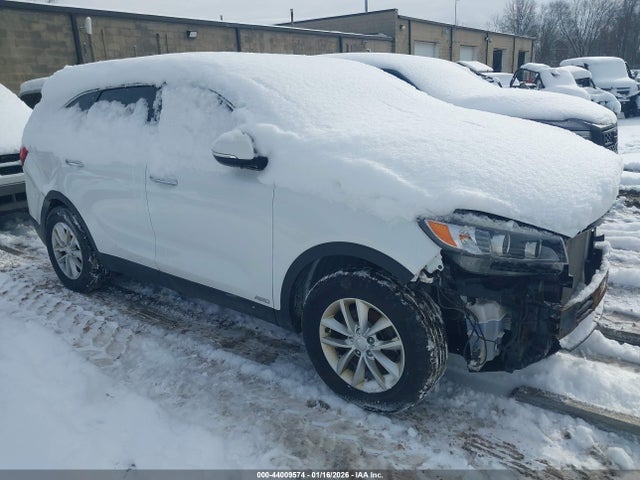 2017 KIA SORENTO 2.4L LX