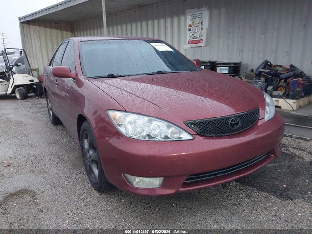 2005 TOYOTA CAMRY SE V6