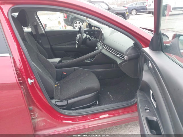 HYUNDAI ELANTRA SEL CONVENIENCE - 5