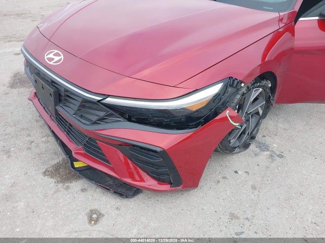 HYUNDAI ELANTRA SEL CONVENIENCE - 6