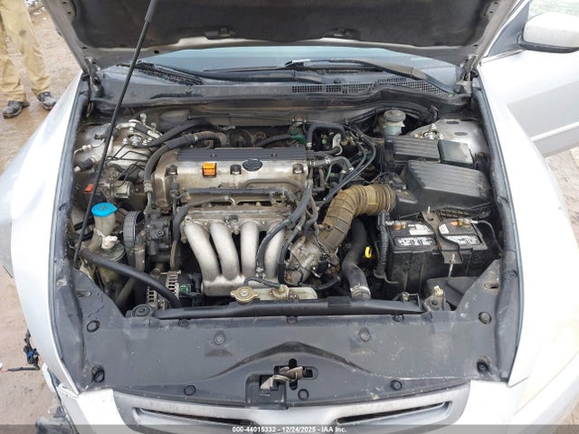 HONDA ACCORD 2.4 LX - 10