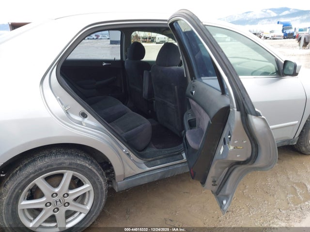 HONDA ACCORD 2.4 LX - 8