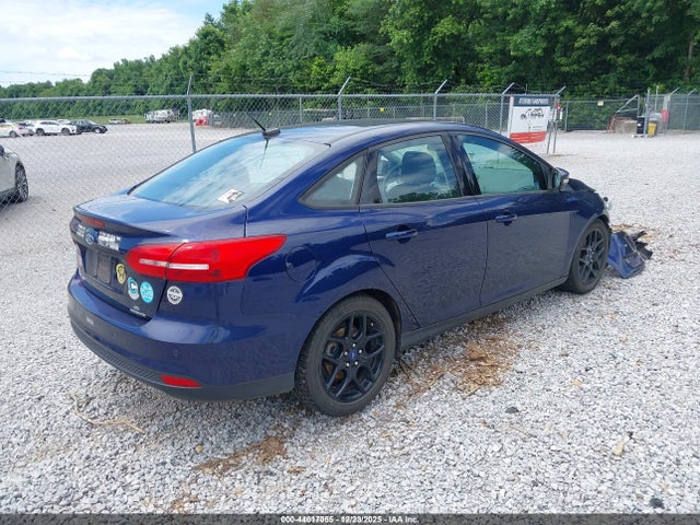 FORD FOCUS SE - 4