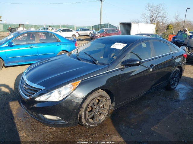 2012 Hyundai SONATA GLS — фото 2