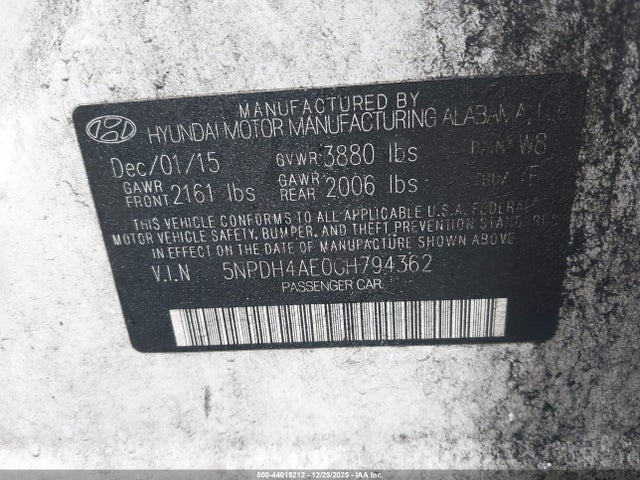 HYUNDAI ELANTRA SE - 9