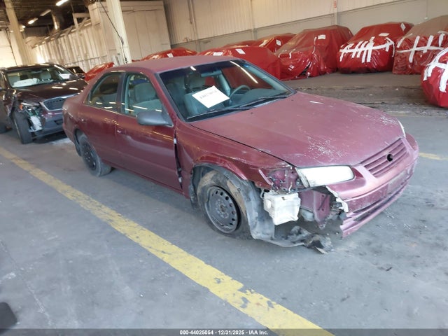 1998 TOYOTA CAMRY LE