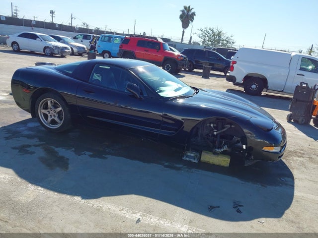 CHEVROLET CORVETTE - 1