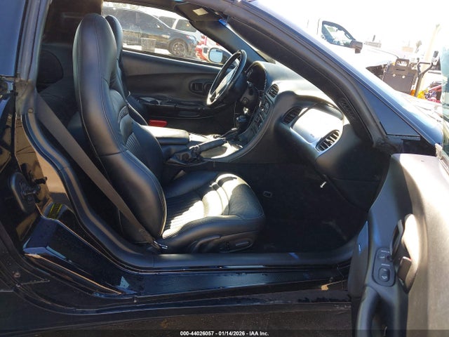 CHEVROLET CORVETTE - 5