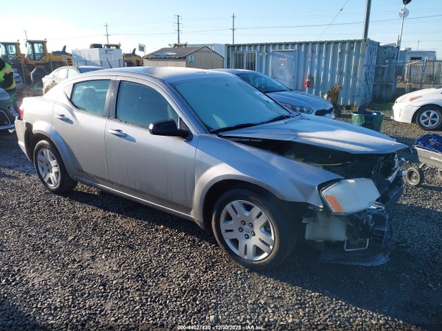 DODGE AVENGER SE - 1