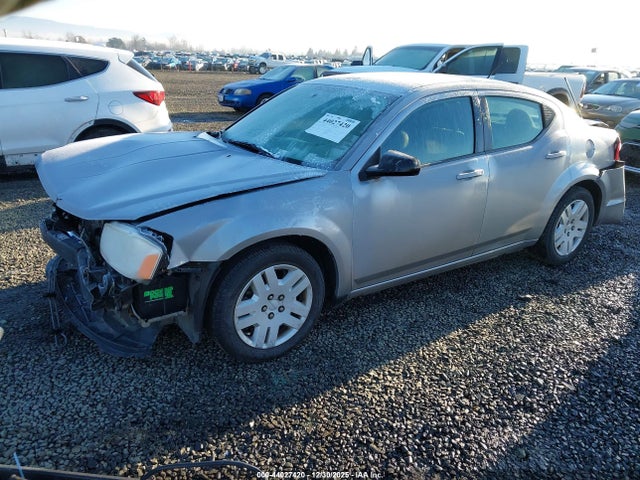 DODGE AVENGER SE - 2