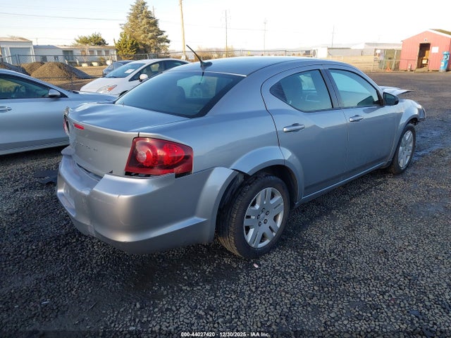 DODGE AVENGER SE - 4