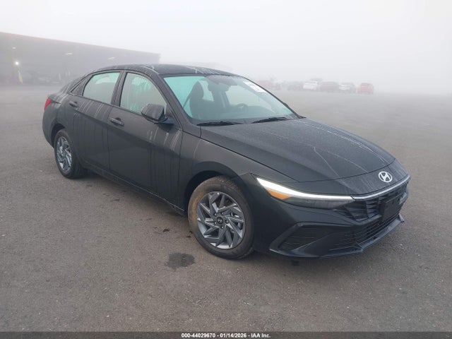 2025 HYUNDAI ELANTRA BLUE