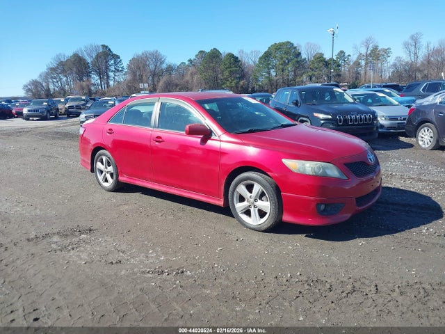 2010 TOYOTA CAMRY SE