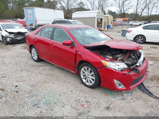 2013 TOYOTA CAMRY XLE