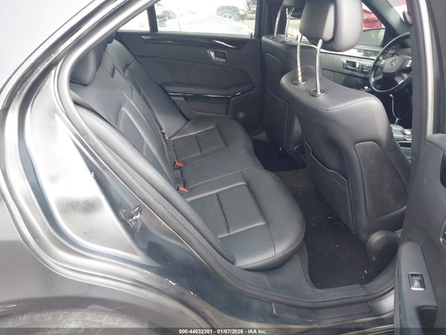 MERCEDES-BENZ E-CLASS - 8