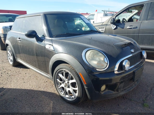 2010 MINI COOPER 
