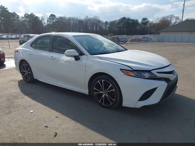 2018 TOYOTA CAMRY SE
