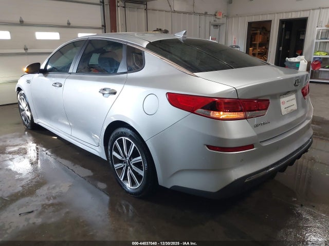 KIA OPTIMA LX - 3