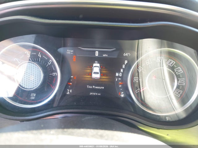 DODGE CHALLENGER SXT - 7