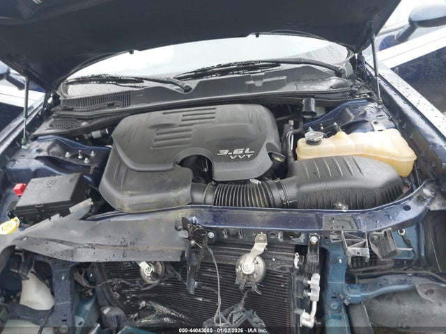 DODGE CHALLENGER SXT - 10